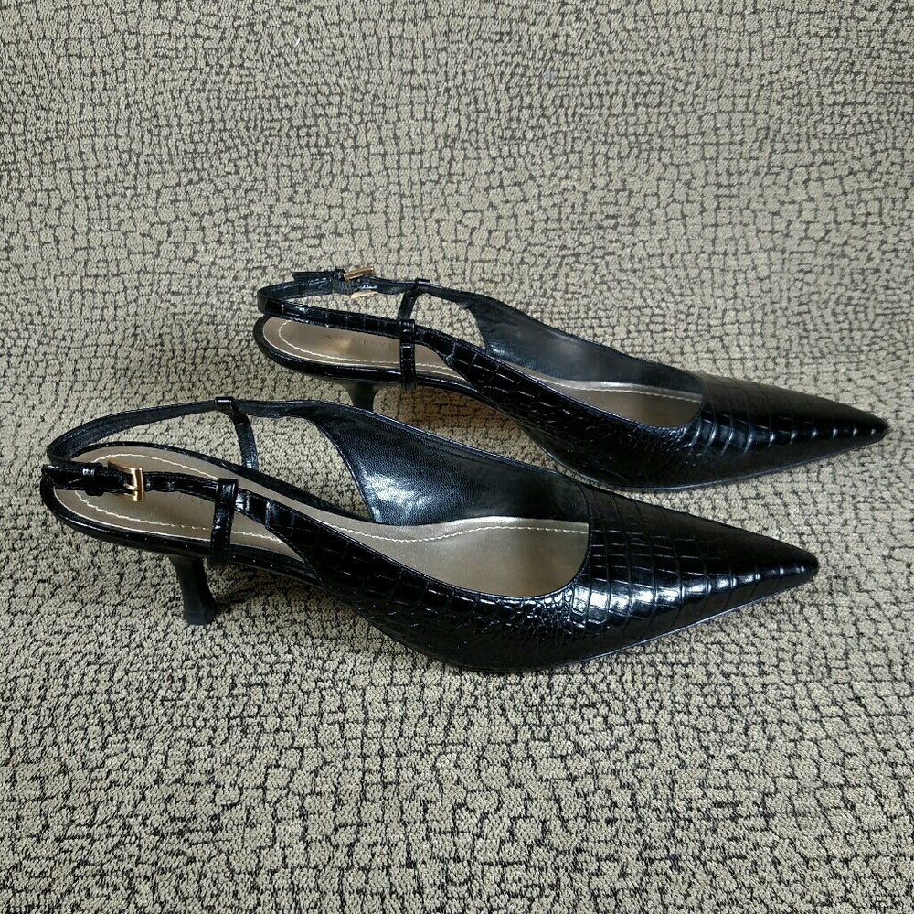 Ann Taylor Leather Kitten Heel Slingback